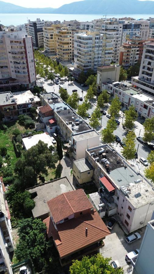2 Kitarat Bb Bed & Breakfast Vlorë Екстериор снимка