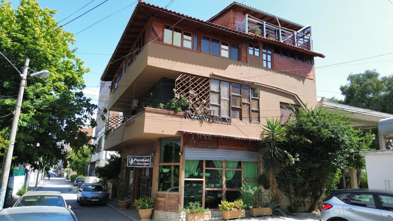 2 Kitarat Bb Bed & Breakfast Vlorë Екстериор снимка