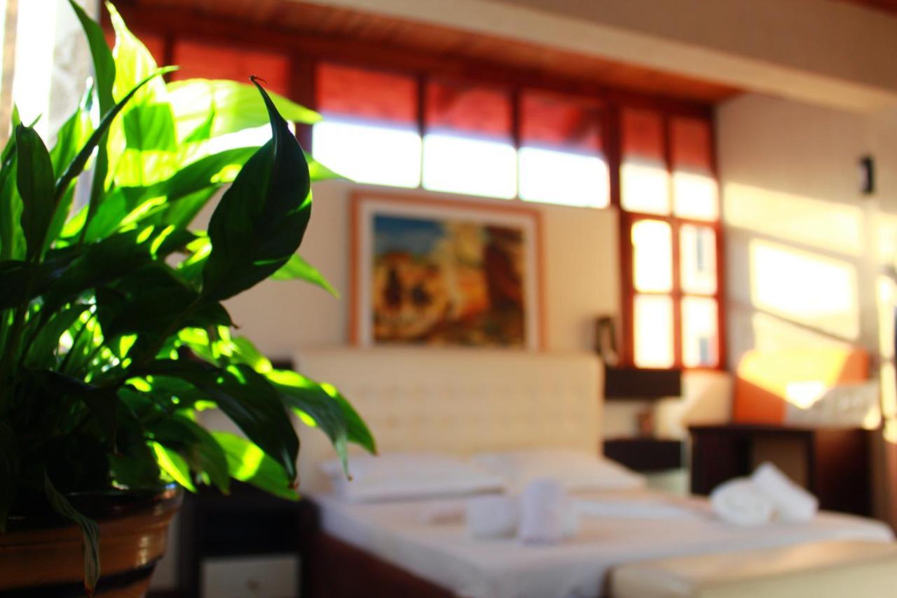 2 Kitarat Bb Bed & Breakfast Vlorë Екстериор снимка