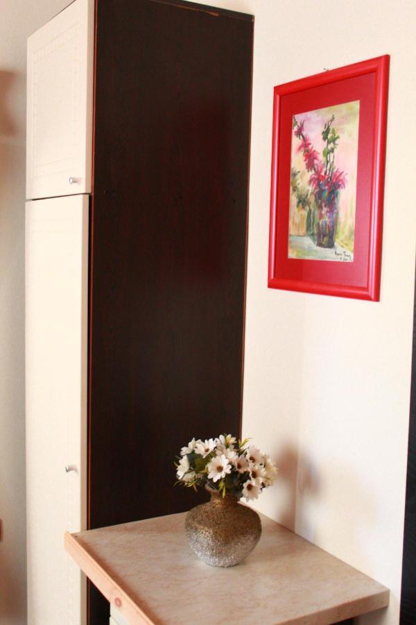 2 Kitarat Bb Bed & Breakfast Vlorë Екстериор снимка