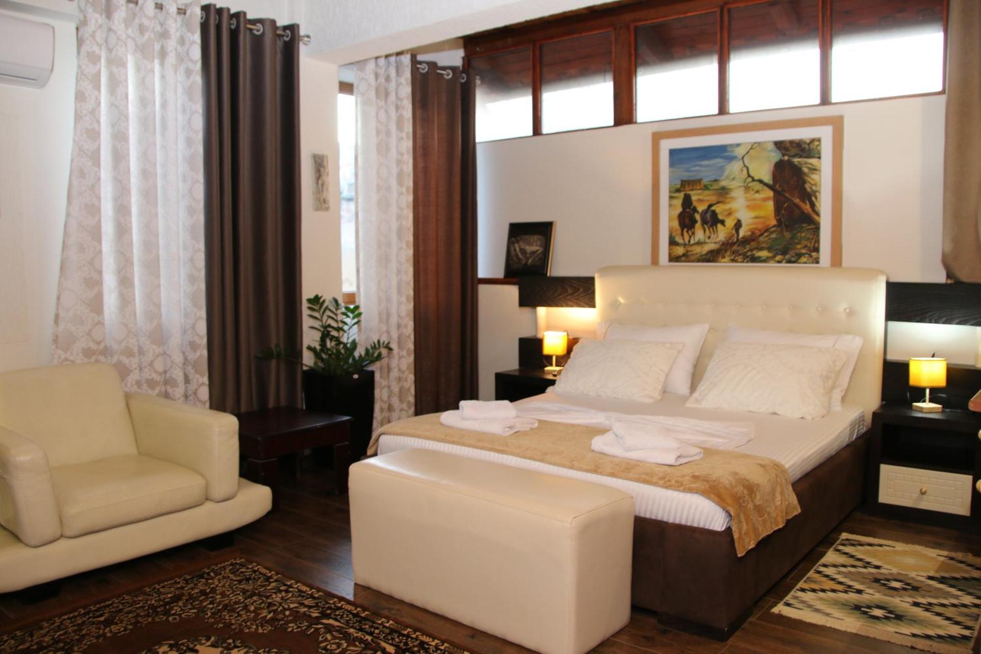 2 Kitarat Bb Bed & Breakfast Vlorë Екстериор снимка