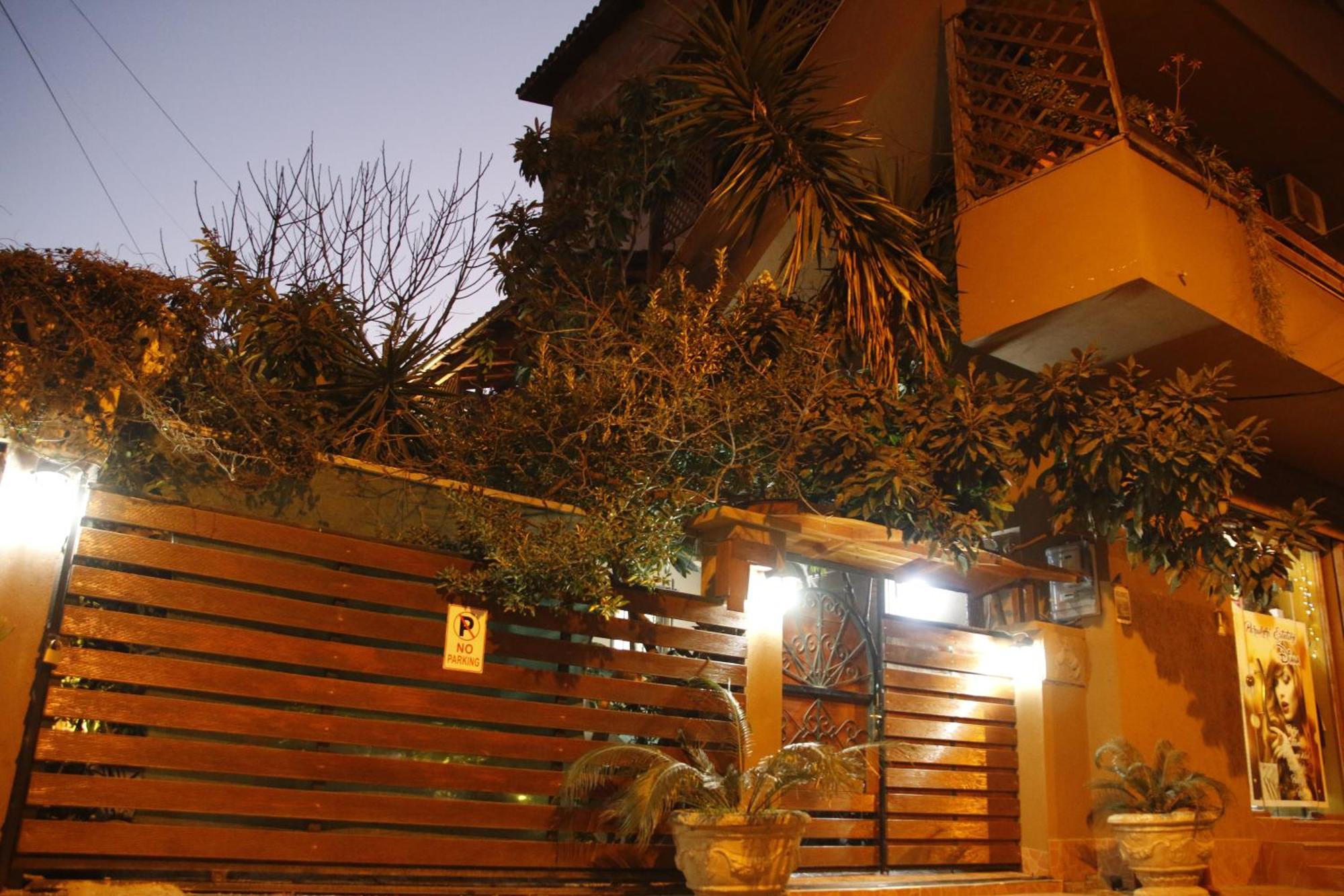 2 Kitarat Bb Bed & Breakfast Vlorë Екстериор снимка