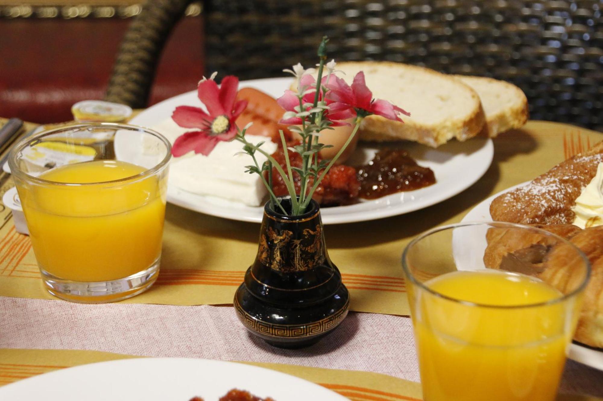 2 Kitarat Bb Bed & Breakfast Vlorë Екстериор снимка